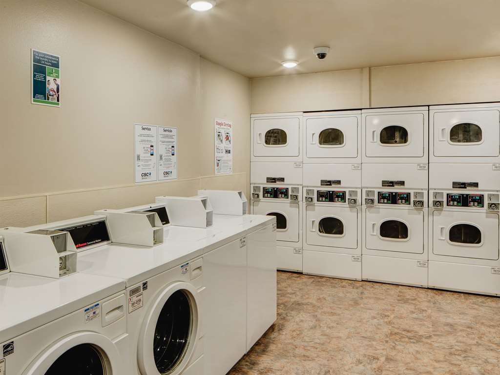 Woodspring Suites フォートウェイン 設備 写真